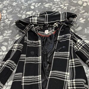 Stylish Black and White Plaid Women's Coat